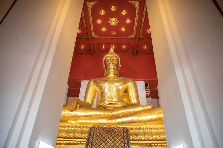 thailand ayutthaya buddha of the wihan phra mongkhon bophit